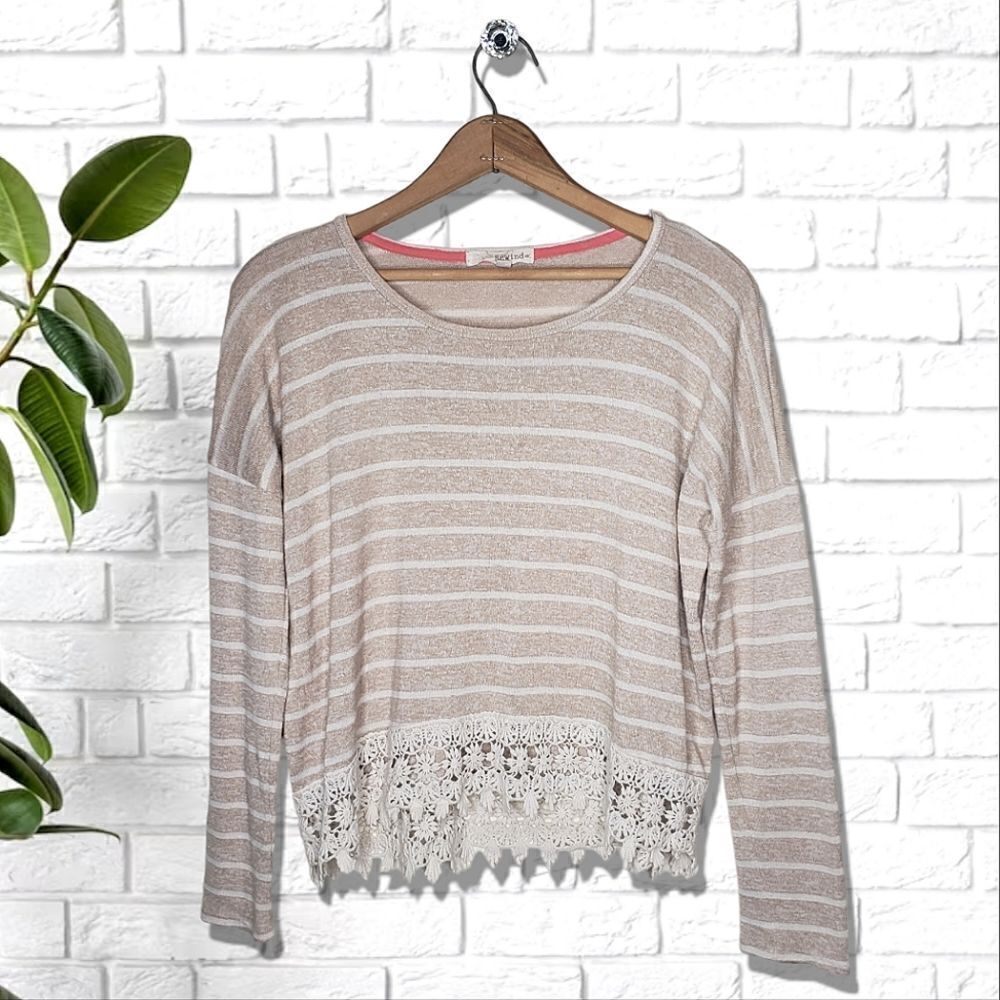 Rewind Lace Trim Striped Tan Long Sleeve Scoop Neck Blouse